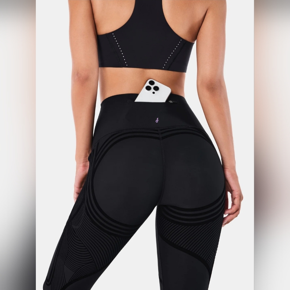 Fanka Black High-Waisted Leggings Size L